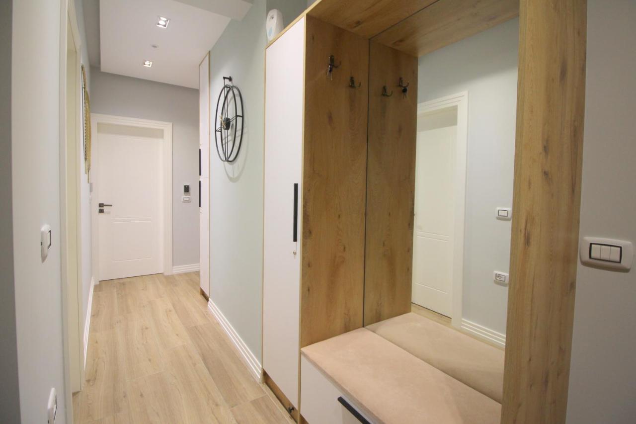 Ngjela Apartments Sarandë エクステリア 写真