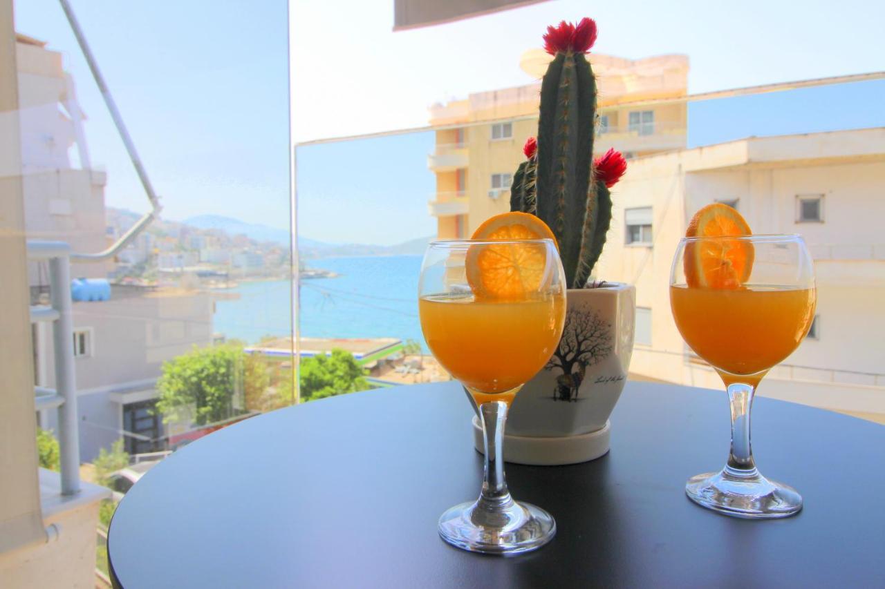 Ngjela Apartments Sarandë エクステリア 写真