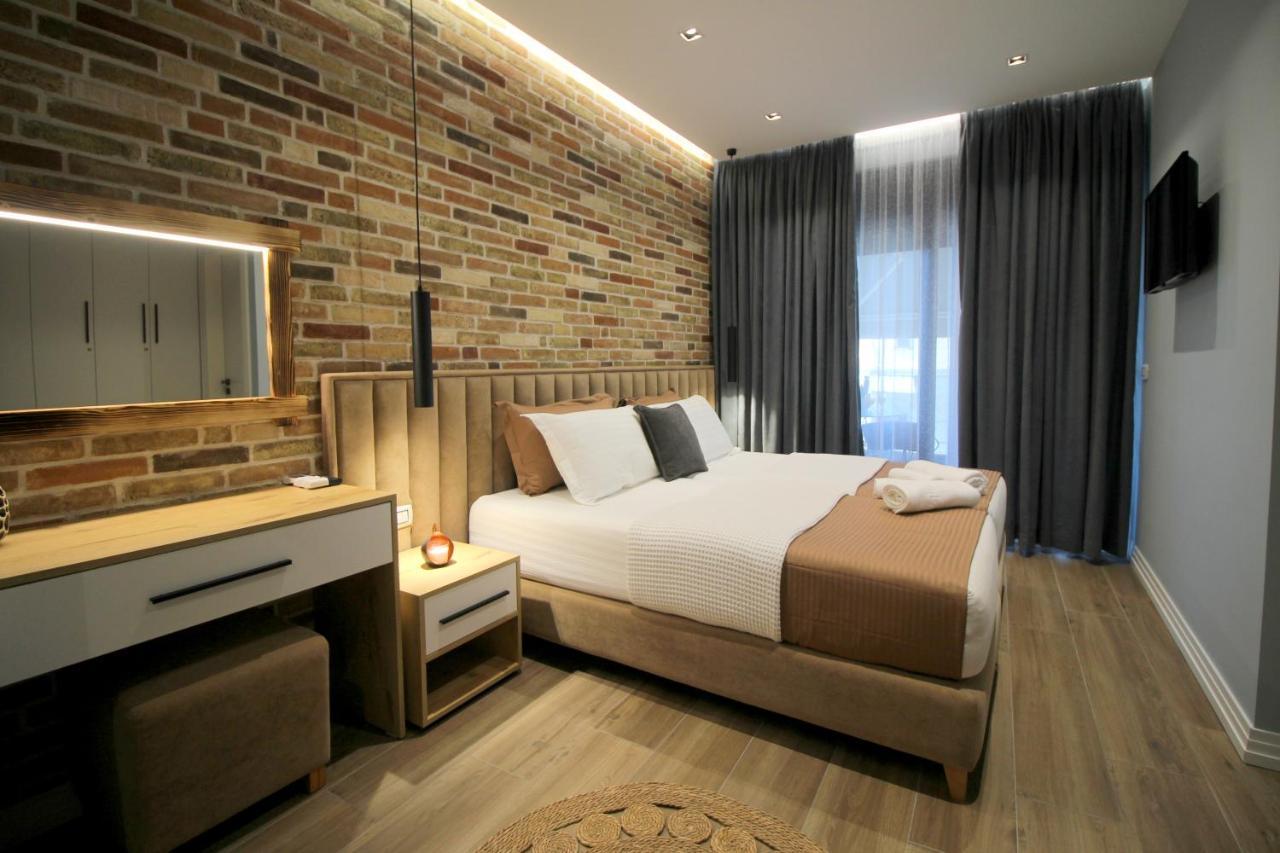 Ngjela Apartments Sarandë エクステリア 写真